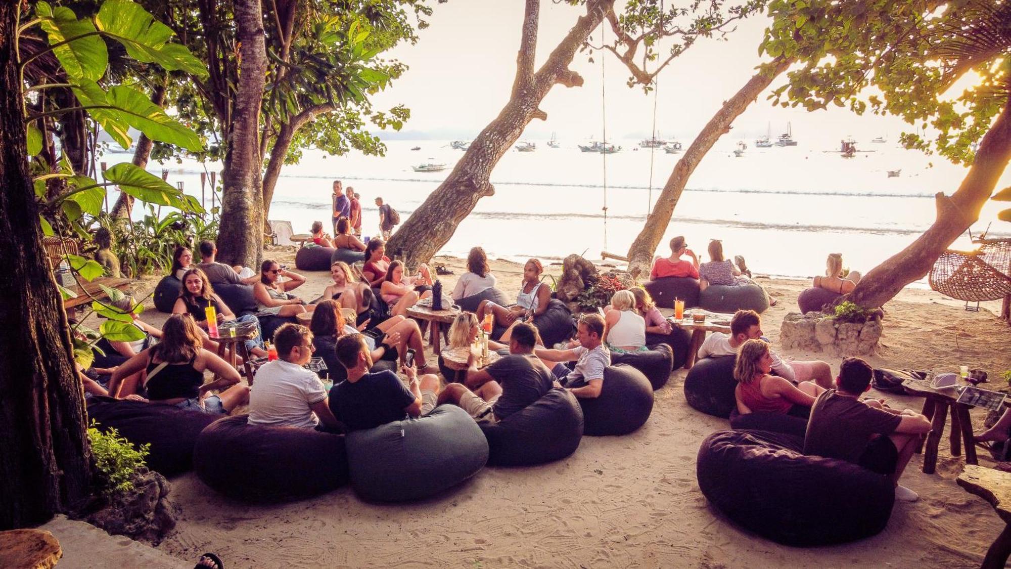 אל נידו Sip Sunset Hostel And Lounge מראה חיצוני תמונה