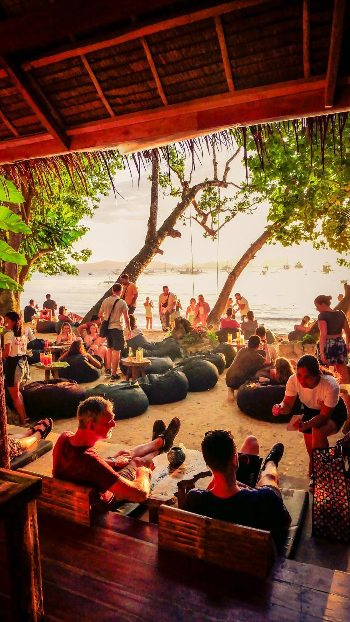 אל נידו Sip Sunset Hostel And Lounge מראה חיצוני תמונה