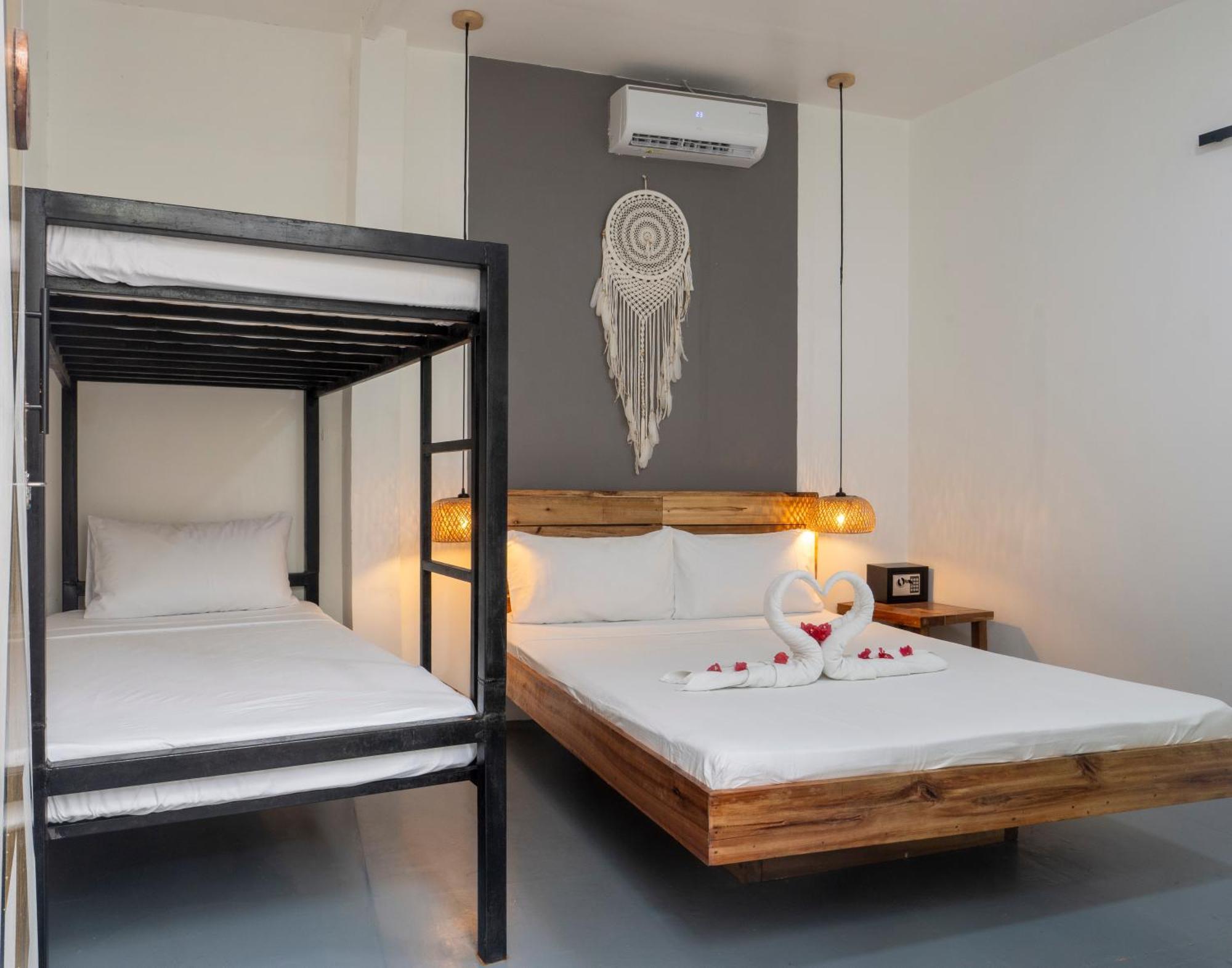 אל נידו Sip Sunset Hostel And Lounge מראה חיצוני תמונה